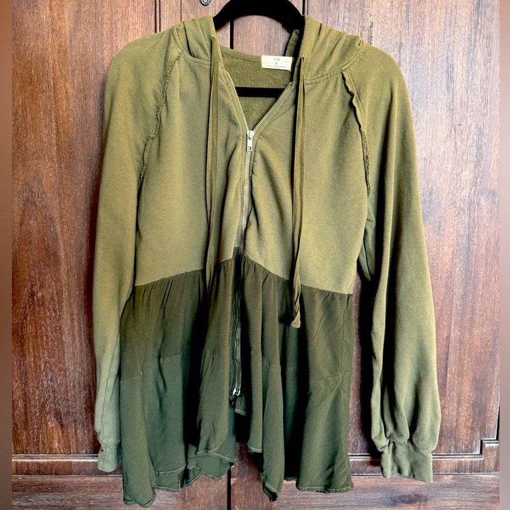T.LA light weight zipper jacket